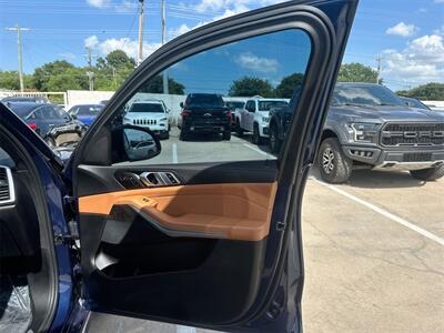 2022 BMW X5 sDrive40i   - Photo 22 - McKinney, TX 75070
