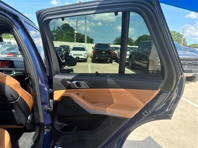 2022 BMW X5 sDrive40i   - Photo 23 - McKinney, TX 75070