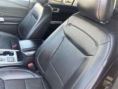 2023 Ford Explorer Limited   - Photo 17 - McKinney, TX 75070
