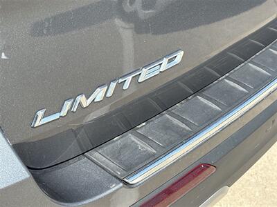 2023 Ford Explorer Limited   - Photo 11 - McKinney, TX 75070