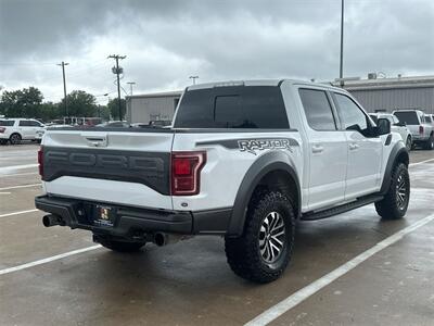 2019 Ford F-150 Raptor   - Photo 14 - McKinney, TX 75070