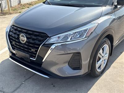 2021 Nissan Kicks S   - Photo 15 - McKinney, TX 75070