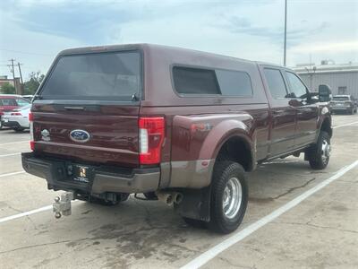 2017 Ford F-350SD King Ranch DRW   - Photo 14 - McKinney, TX 75070