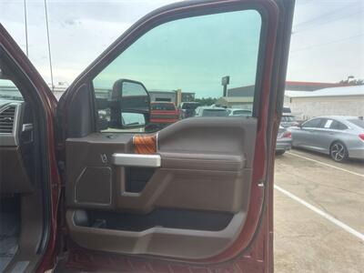 2017 Ford F-350SD King Ranch DRW   - Photo 30 - McKinney, TX 75070