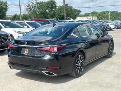 2022 Lexus ES 350   - Photo 6 - McKinney, TX 75070