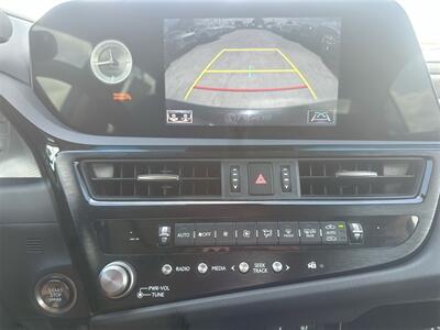 2022 Lexus ES 350   - Photo 12 - McKinney, TX 75070
