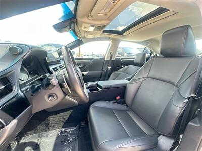 2022 Lexus ES 350   - Photo 18 - McKinney, TX 75070