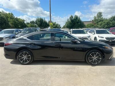 2022 Lexus ES 350   - Photo 7 - McKinney, TX 75070