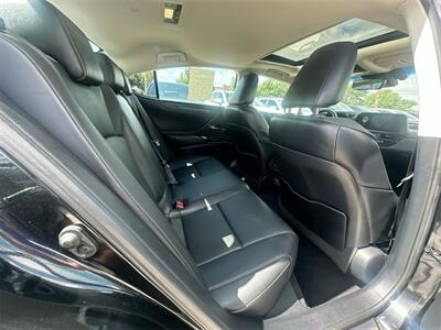 2022 Lexus ES 350   - Photo 20 - McKinney, TX 75070