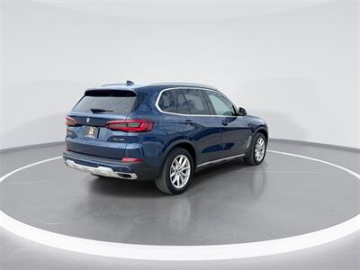 2022 BMW X5 xDrive40i   - Photo 8 - McKinney, TX 75070