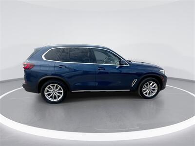 2022 BMW X5 xDrive40i   - Photo 9 - McKinney, TX 75070