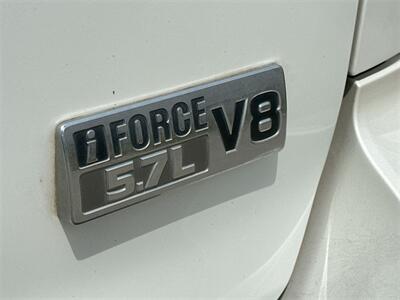 2013 Toyota Sequoia Platinum   - Photo 11 - McKinney, TX 75070