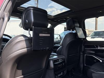 2022 Jeep Wagoneer Series III   - Photo 30 - McKinney, TX 75070