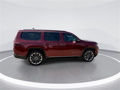 2022 Jeep Wagoneer Series III   - Photo 9 - McKinney, TX 75070