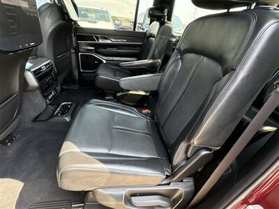 2022 Jeep Wagoneer Series III   - Photo 29 - McKinney, TX 75070