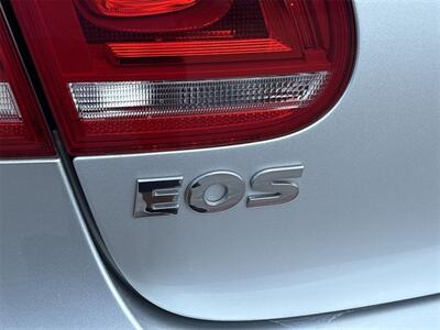 2012 Volkswagen Eos Lux   - Photo 10 - McKinney, TX 75070