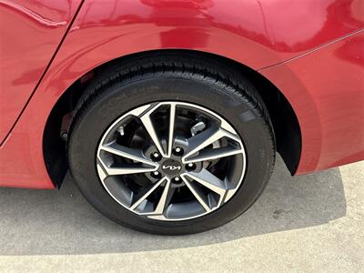 2023 Kia Forte LXS   - Photo 34 - McKinney, TX 75070