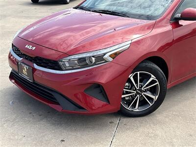 2023 Kia Forte LXS   - Photo 16 - McKinney, TX 75070