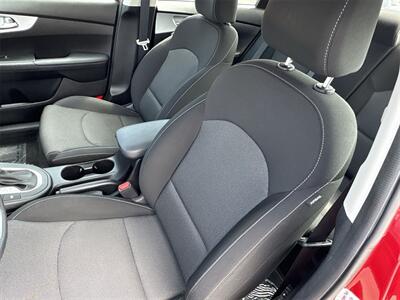 2023 Kia Forte LXS   - Photo 17 - McKinney, TX 75070
