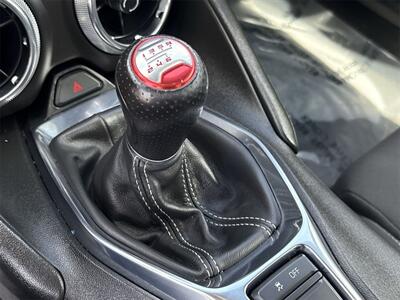 2022 Chevrolet Camaro LT1   - Photo 26 - McKinney, TX 75070