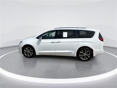 2017 Chrysler Pacifica Limited   - Photo 5 - McKinney, TX 75070