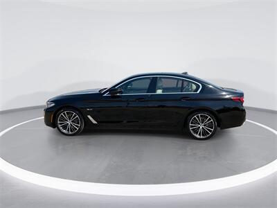 2023 BMW 5 Series 530e iPerformance   - Photo 5 - McKinney, TX 75070
