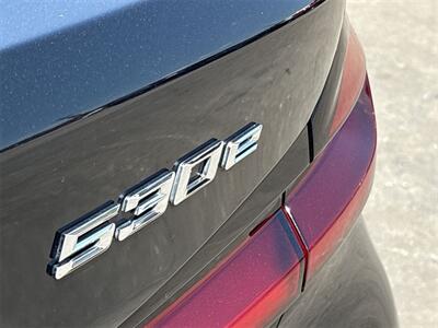 2023 BMW 5 Series 530e iPerformance   - Photo 10 - McKinney, TX 75070