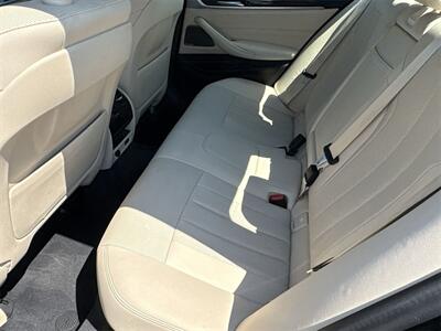 2023 BMW 5 Series 530e iPerformance   - Photo 29 - McKinney, TX 75070