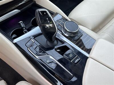 2023 BMW 5 Series 530e iPerformance   - Photo 26 - McKinney, TX 75070