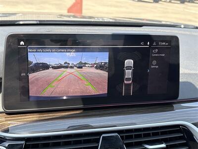 2023 BMW 5 Series 530e iPerformance   - Photo 24 - McKinney, TX 75070