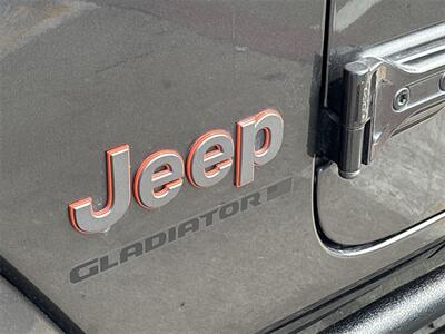 2023 Jeep Gladiator Mojave   - Photo 11 - McKinney, TX 75070