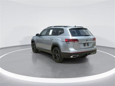 2022 Volkswagen Atlas 3.6L V6 SE w/Technology   - Photo 6 - McKinney, TX 75070