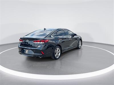 2019 Hyundai Sonata Limited   - Photo 8 - McKinney, TX 75070