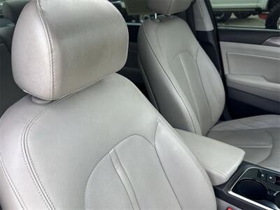 2019 Hyundai Sonata Limited   - Photo 32 - McKinney, TX 75070