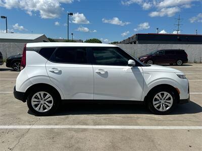 2020 Kia Soul LX   - Photo 7 - McKinney, TX 75070
