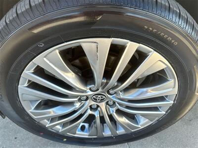 2022 Toyota Venza Limited   - Photo 27 - McKinney, TX 75070