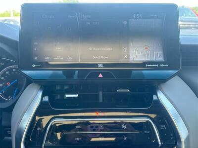 2022 Toyota Venza Limited   - Photo 10 - McKinney, TX 75070