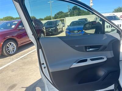 2022 Toyota Venza Limited   - Photo 25 - McKinney, TX 75070