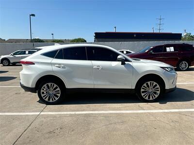 2022 Toyota Venza Limited   - Photo 7 - McKinney, TX 75070