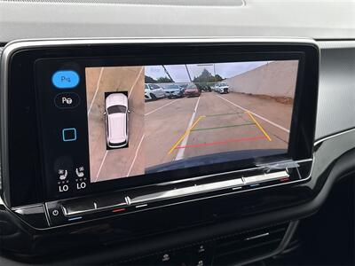 2024 Volkswagen Atlas Cross Sport 2.0T SEL Premium R-Line R-Line   - Photo 24 - McKinney, TX 75070