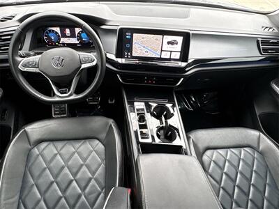 2024 Volkswagen Atlas Cross Sport 2.0T SEL Premium R-Line R-Line   - Photo 20 - McKinney, TX 75070