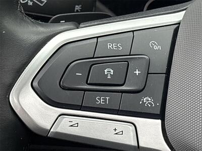 2024 Volkswagen Atlas Cross Sport 2.0T SEL Premium R-Line R-Line   - Photo 13 - McKinney, TX 75070