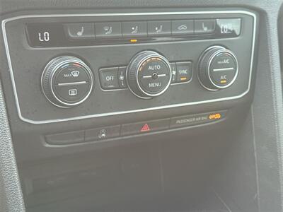 2021 Volkswagen Atlas Cross Sport 3.6L V6 SE w/Technology   - Photo 26 - McKinney, TX 75070