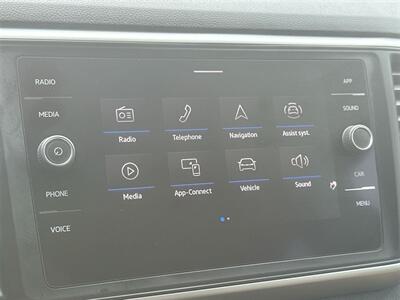 2021 Volkswagen Atlas Cross Sport 3.6L V6 SE w/Technology   - Photo 25 - McKinney, TX 75070