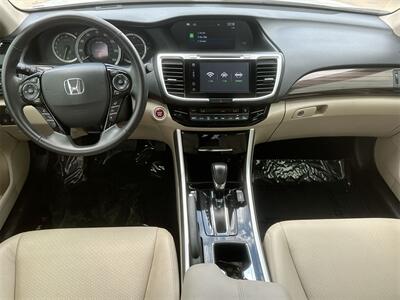 2017 Honda Accord Touring   - Photo 20 - McKinney, TX 75070