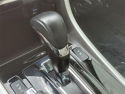 2017 Honda Accord Touring   - Photo 26 - McKinney, TX 75070