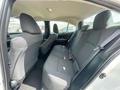 2021 Toyota Corolla LE   - Photo 18 - McKinney, TX 75070