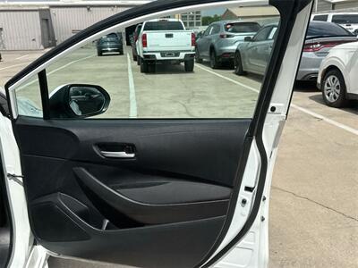 2021 Toyota Corolla LE   - Photo 21 - McKinney, TX 75070