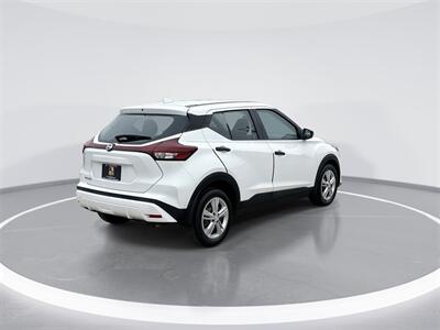 2021 Nissan Kicks S   - Photo 6 - McKinney, TX 75070