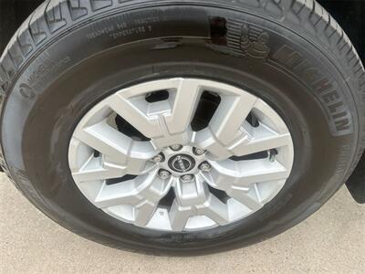2022 Nissan Frontier SV   - Photo 69 - McKinney, TX 75070